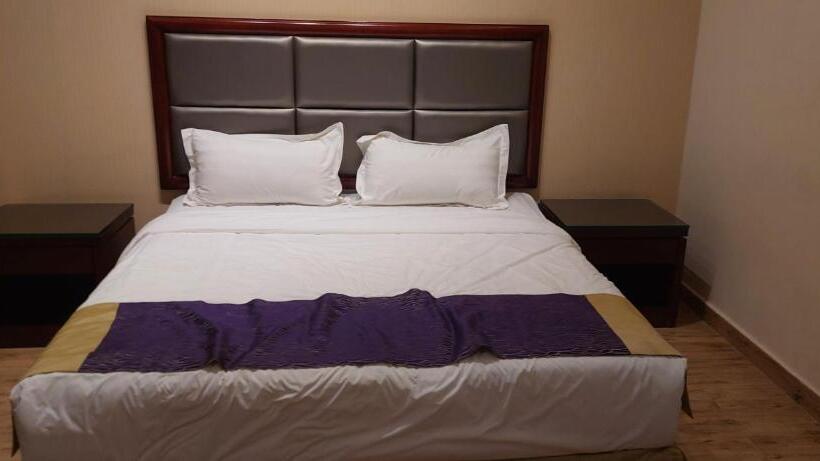 Antola Resort Al Rimal