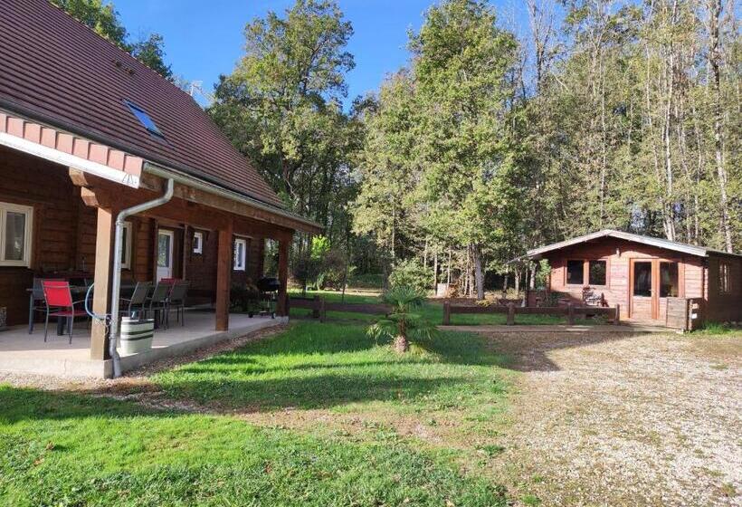 مبيت وإفطار Le Chalet Des 4 Saisons