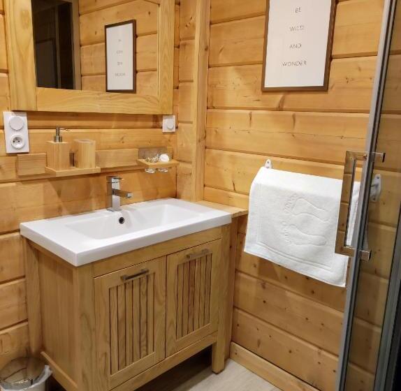 مبيت وإفطار Le Chalet Des 4 Saisons