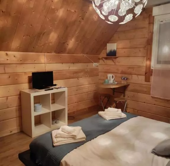 ベッドアンドブレックファースト Le Chalet Des 4 Saisons