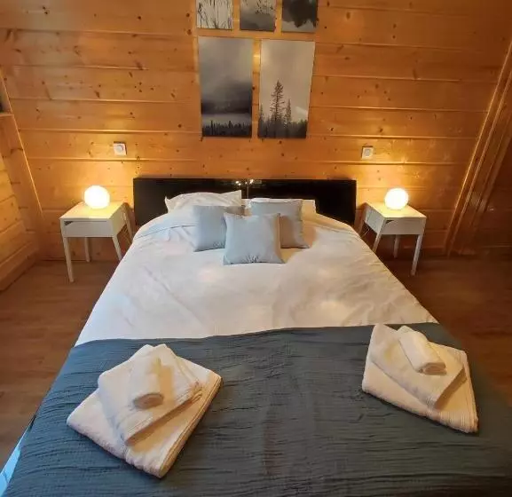 ベッドアンドブレックファースト Le Chalet Des 4 Saisons