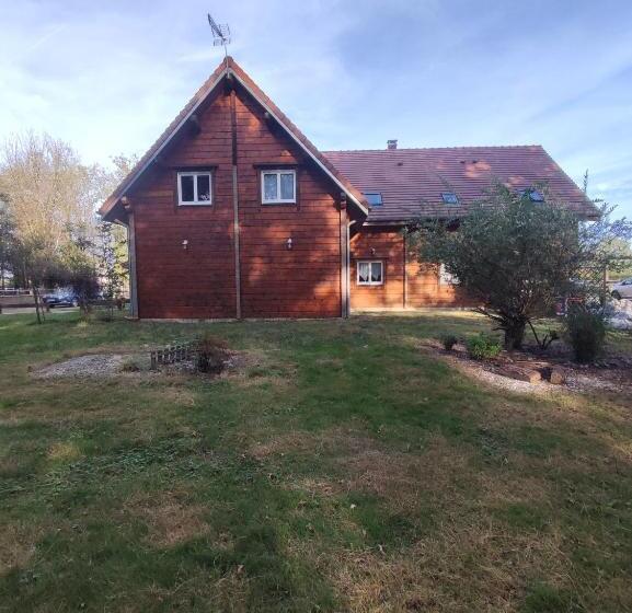 مبيت وإفطار Le Chalet Des 4 Saisons