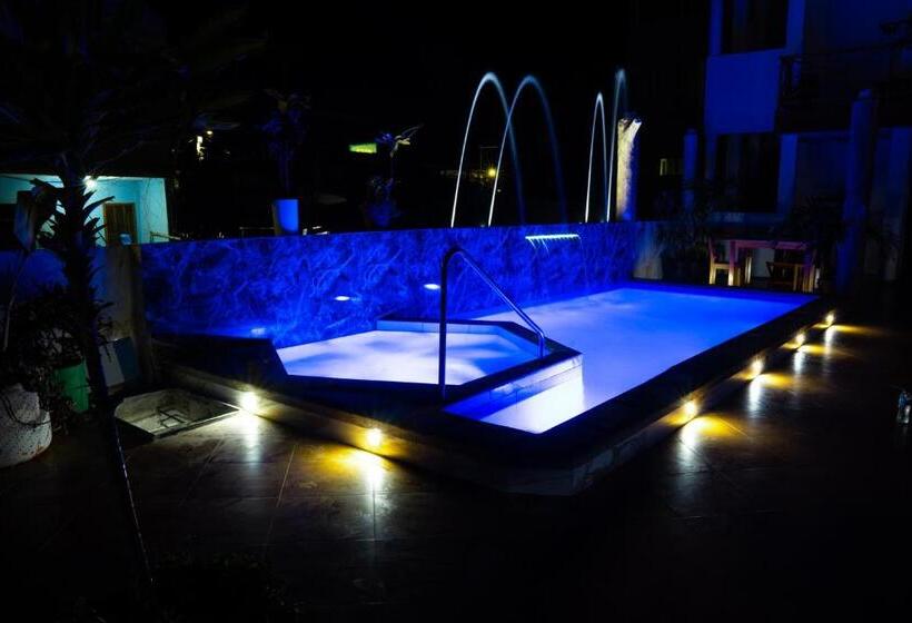 Exclusive Condo Galapagos & Beyond 2