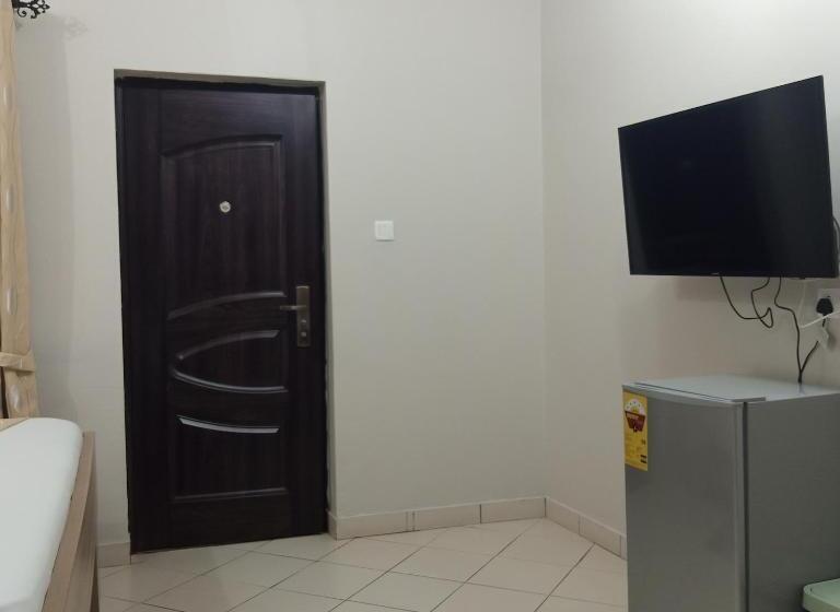 فندق Adwoa Asantewaa Memorial