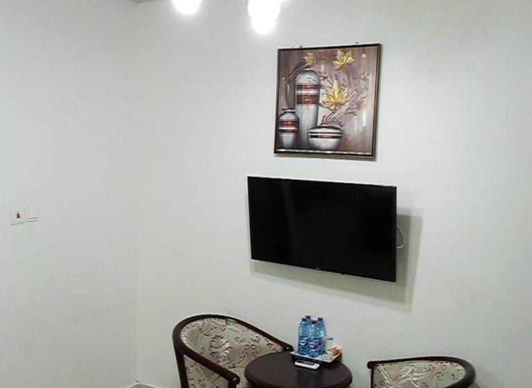 فندق Adwoa Asantewaa Memorial