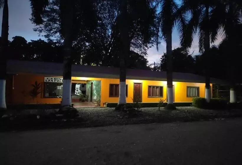 ホテル Cabinas Las Palmas