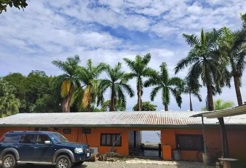 ホテル Cabinas Las Palmas