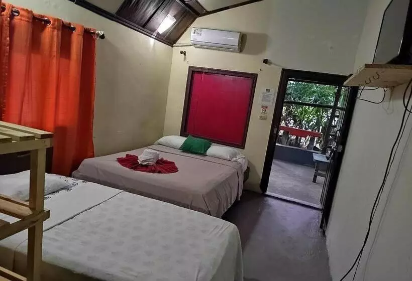 ホテル Cabinas Las Palmas
