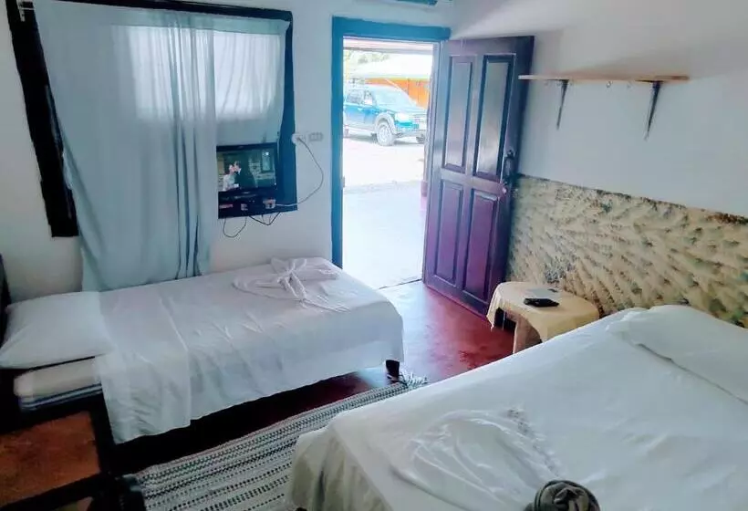 ホテル Cabinas Las Palmas