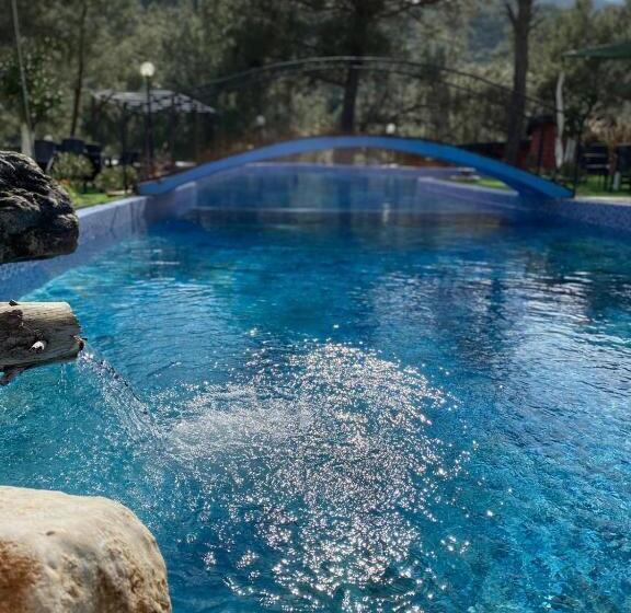 هتل Gökbük Sereni̇ty