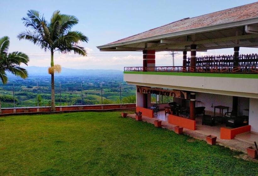 בית מלון כפרי La Comarca Lodge