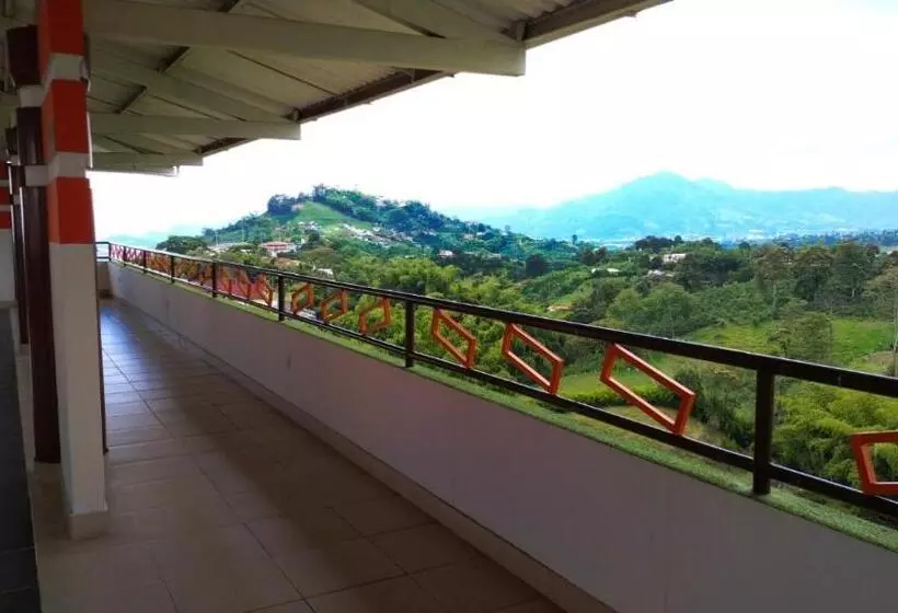 ホテル La Comarca Lodge