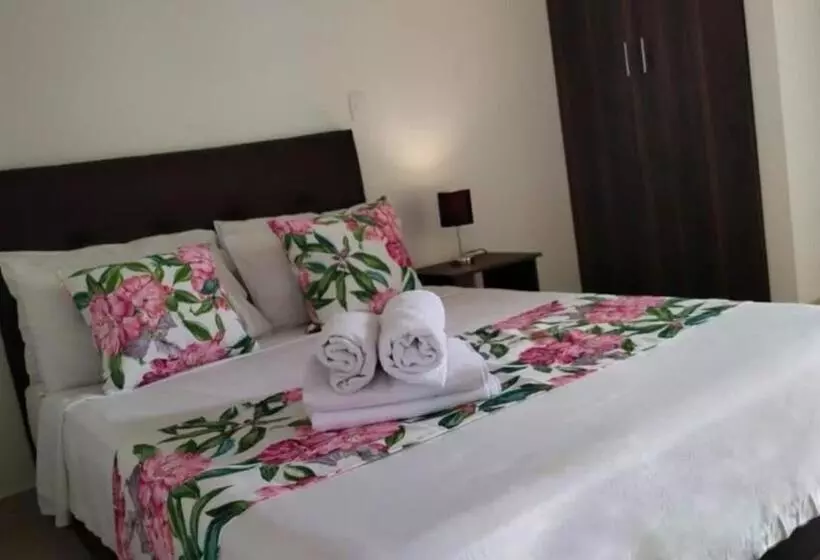 ホテル La Comarca Lodge