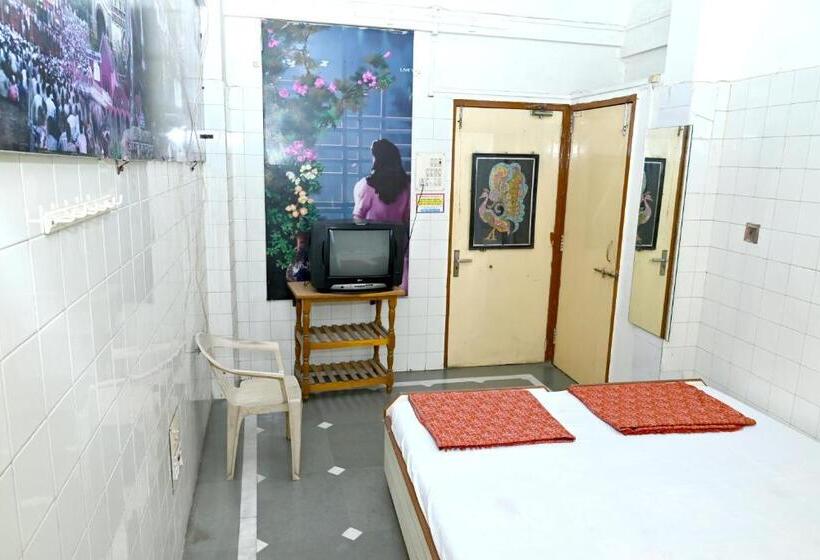 Hotell Mayuresh Lodge