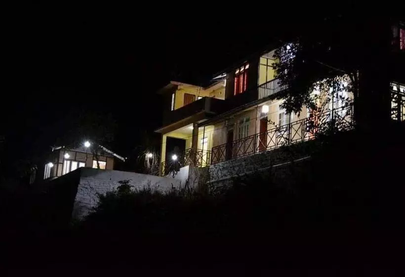 ホテル Oak Valley Retreat