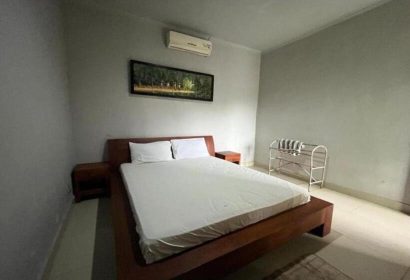 هتل Oyo 93206 Penginapan Budi Syariah