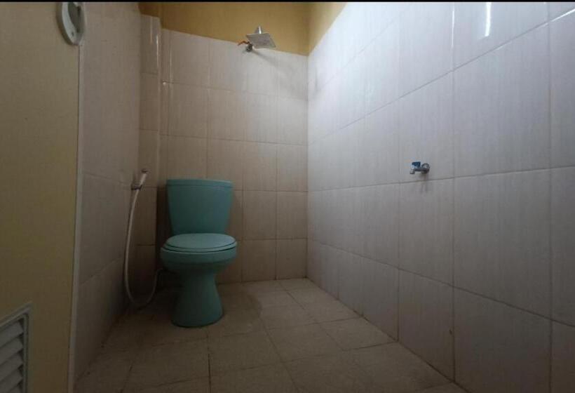 هتل Oyo 93206 Penginapan Budi Syariah