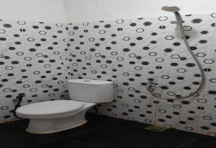 هتل Oyo 93206 Penginapan Budi Syariah