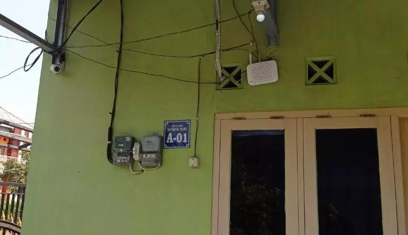 Hotelli Spot On 93210 Griya Kos Kanjeng Mami Syariah