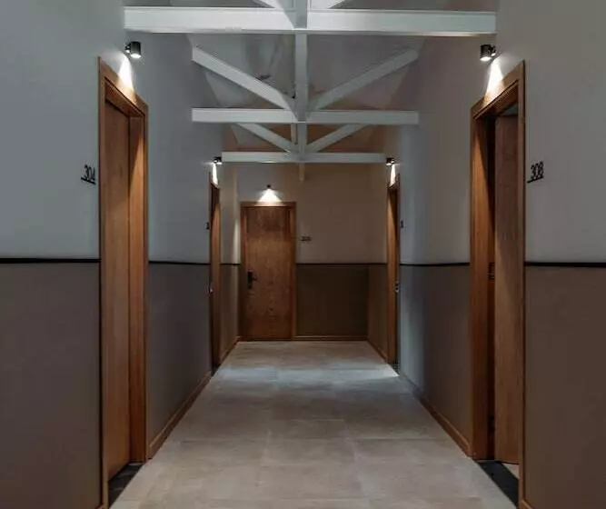 هتل Vermont Boutique