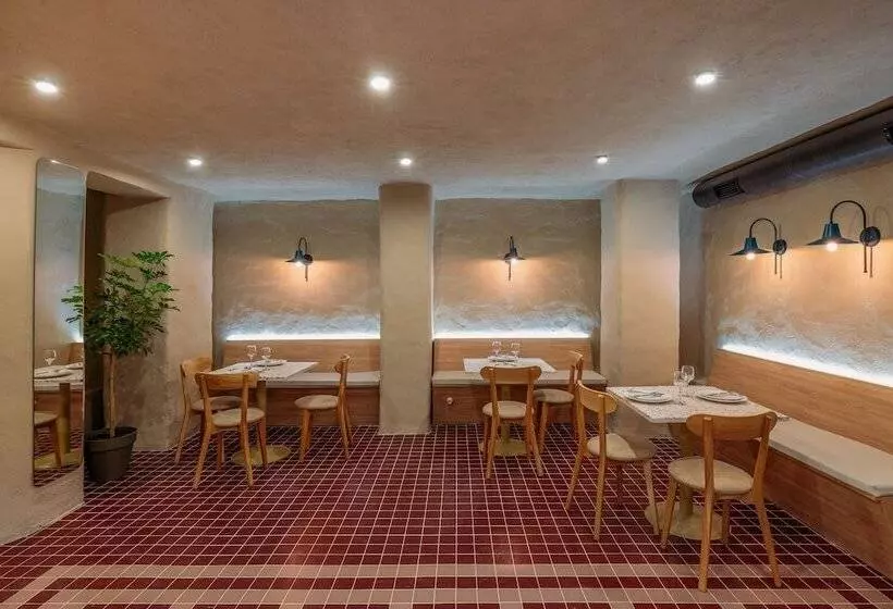 هتل Vermont Boutique