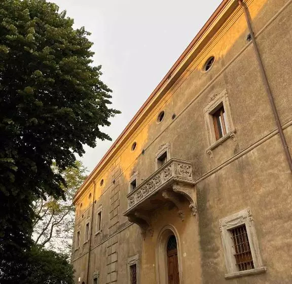 B&b Lo Scudaio Palazzo Marchionneschi