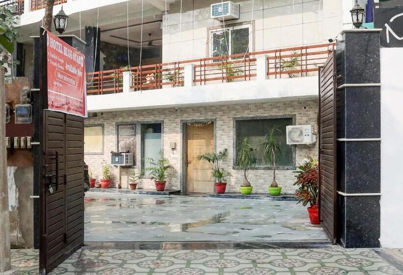 Oyo Flagship Hotel 1090