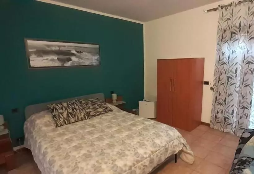پانسیون Camera Privata In Villa Con Ingresso Indipendente E Grande Giardino