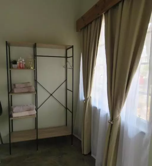 پانسیون Faith City Guesthouse