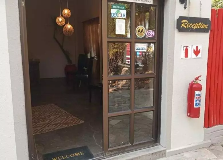 پانسیون Faith City Guesthouse