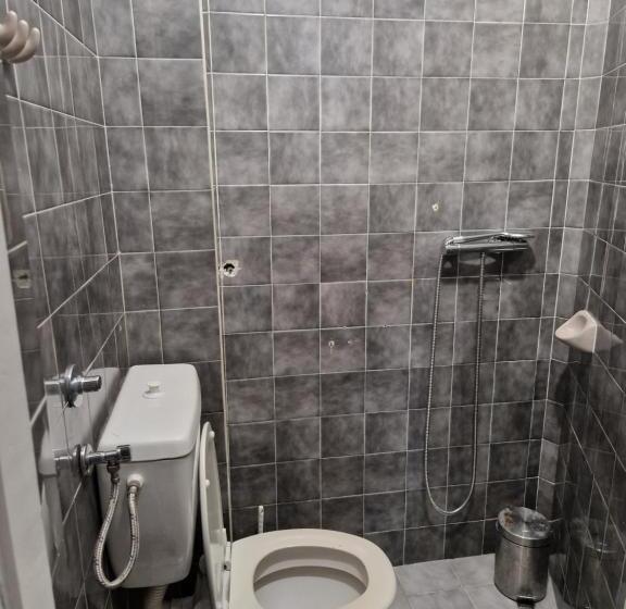 پانسیون Lambo S Corner Varna   Guest Rooms