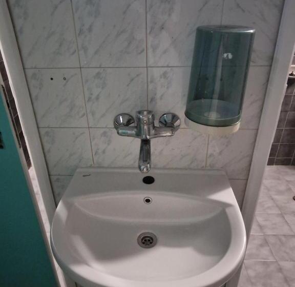 پانسیون Lambo S Corner Varna   Guest Rooms