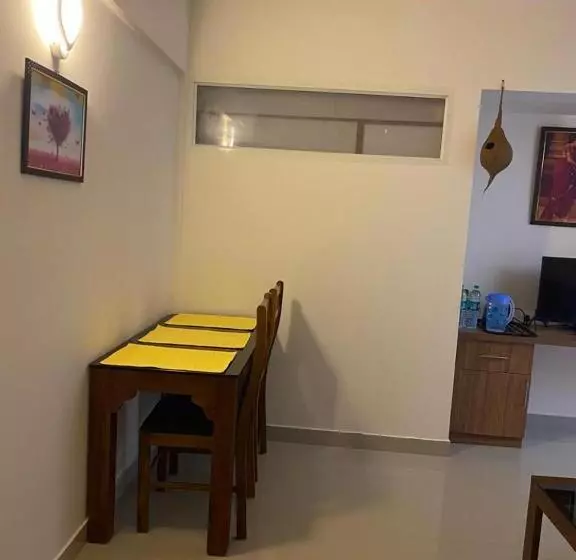 ペンション Malabar Apartment