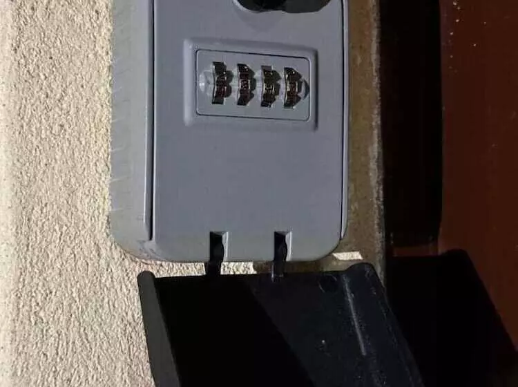 پانسیون Room In B&b   The Staircase   Caltagirone