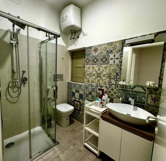 膳宿费 Room In B&b   The Staircase   Caltagirone