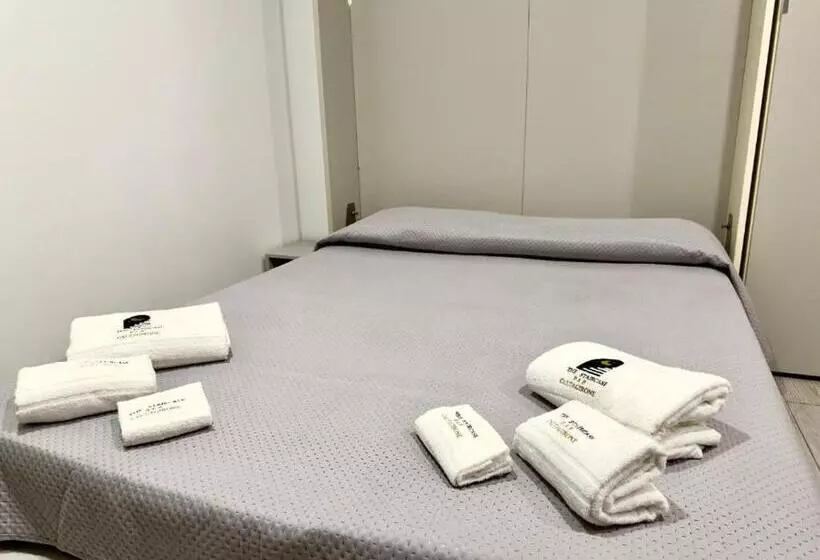 پانسیون Room In B&b   The Staircase   Caltagirone