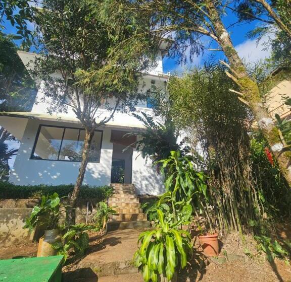 Vrindavan Valley Natural Resort