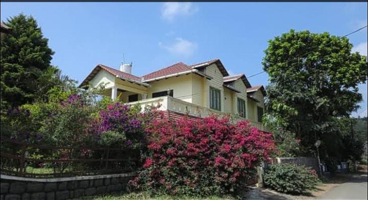 Vrindavan Valley Natural Resort