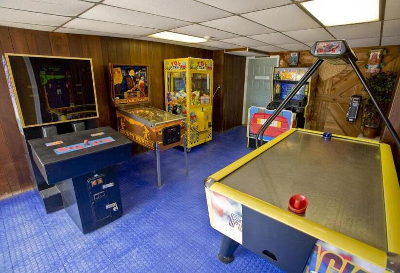 Aloha Oceanfront Motel