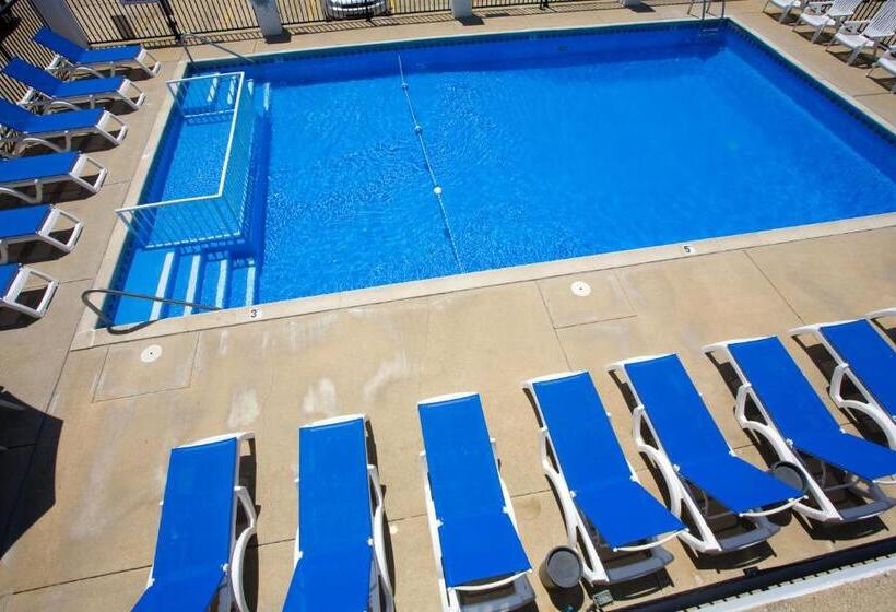 Aloha Oceanfront Motel