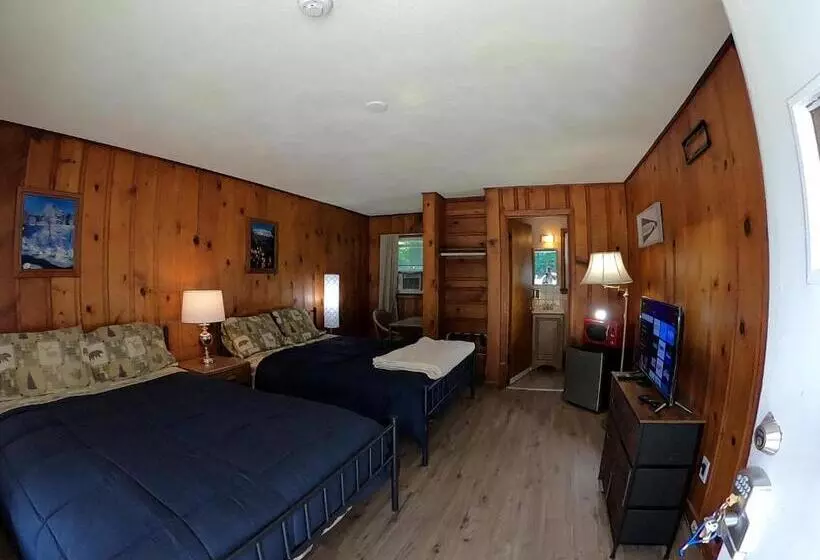 Heart Of The Berkshires Motel