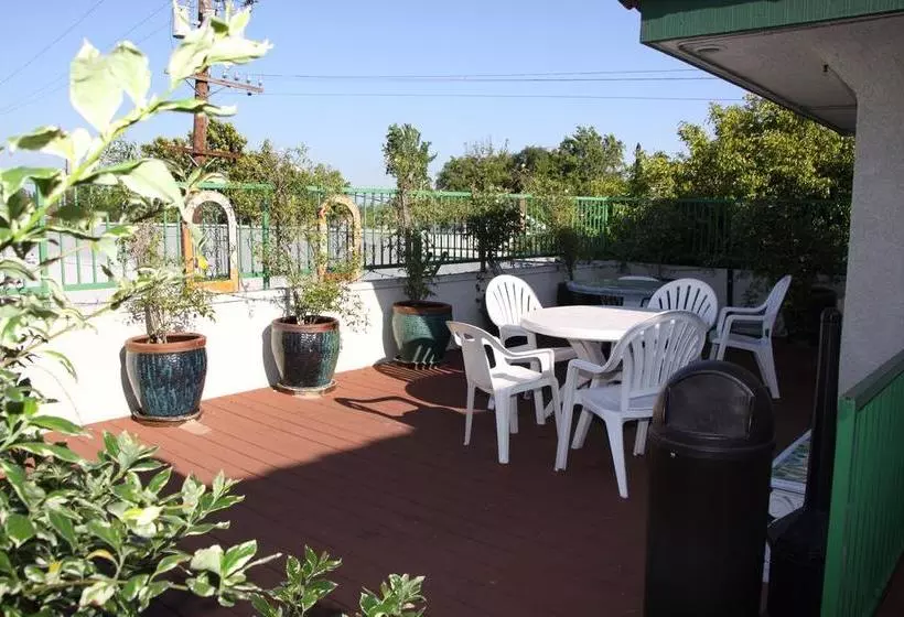 ホテル Ambassador Inn Alhambra