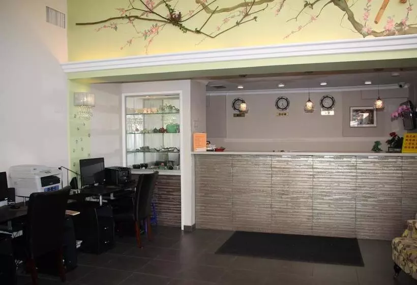 ホテル Ambassador Inn Alhambra