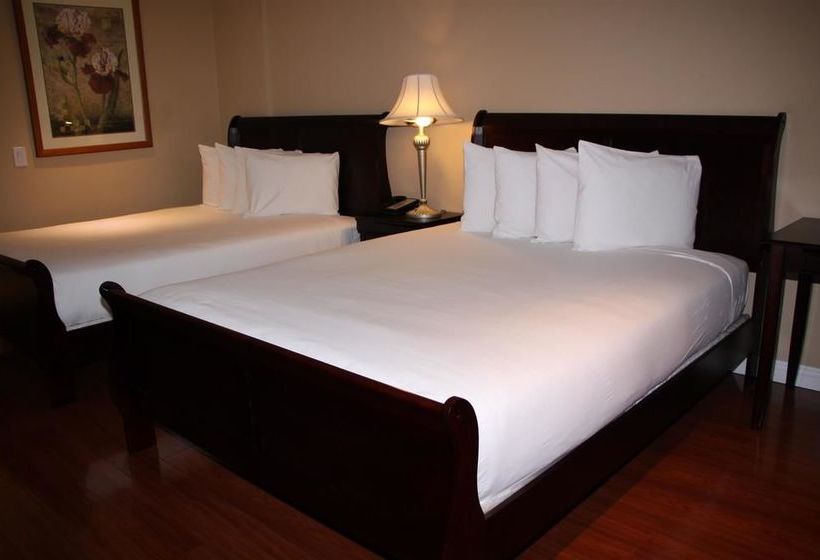 هتل Ambassador Inn Alhambra