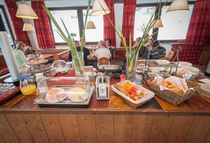 ホテル Bed & Breakfast Der Tiroler