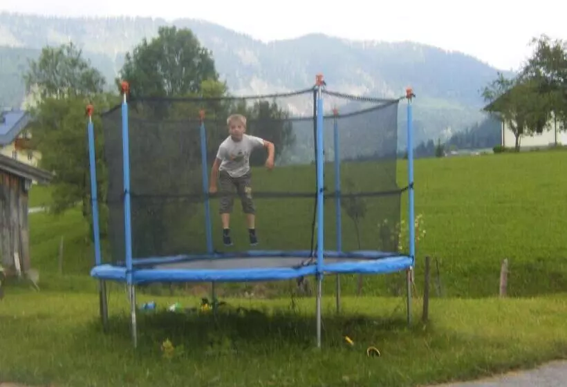هتل Biohof Haus Wieser
