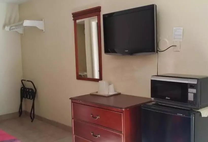 Hotelli Carpet Inn