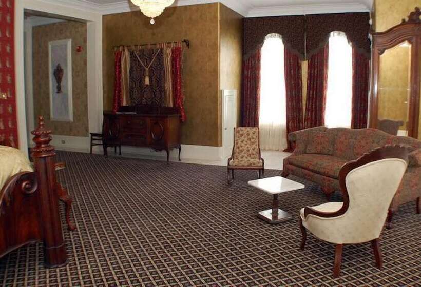 ホテル Dansereau House