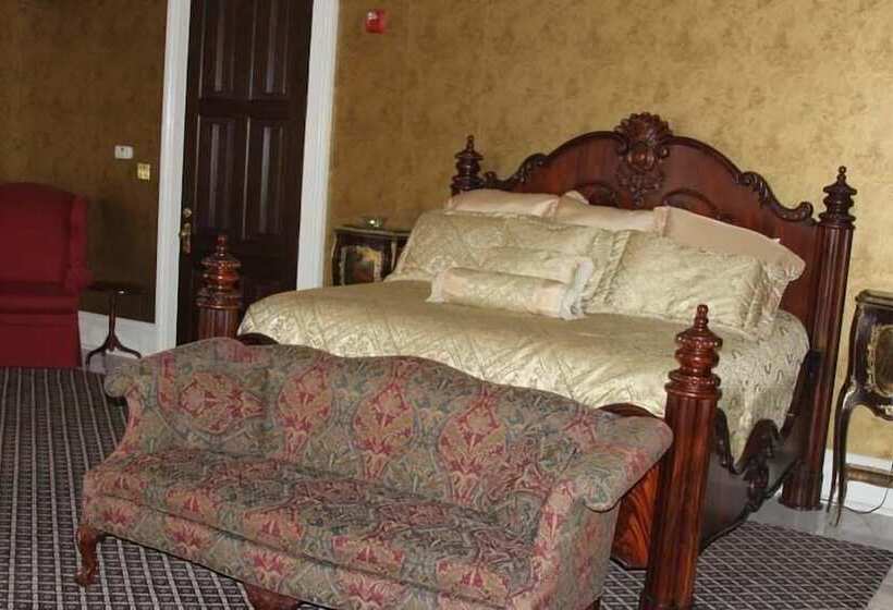 ホテル Dansereau House