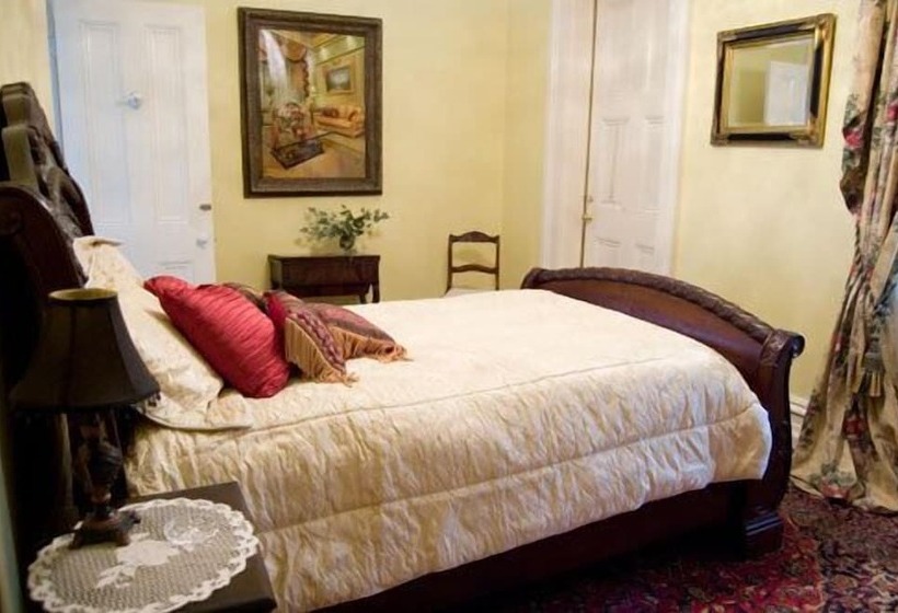 ホテル Dansereau House